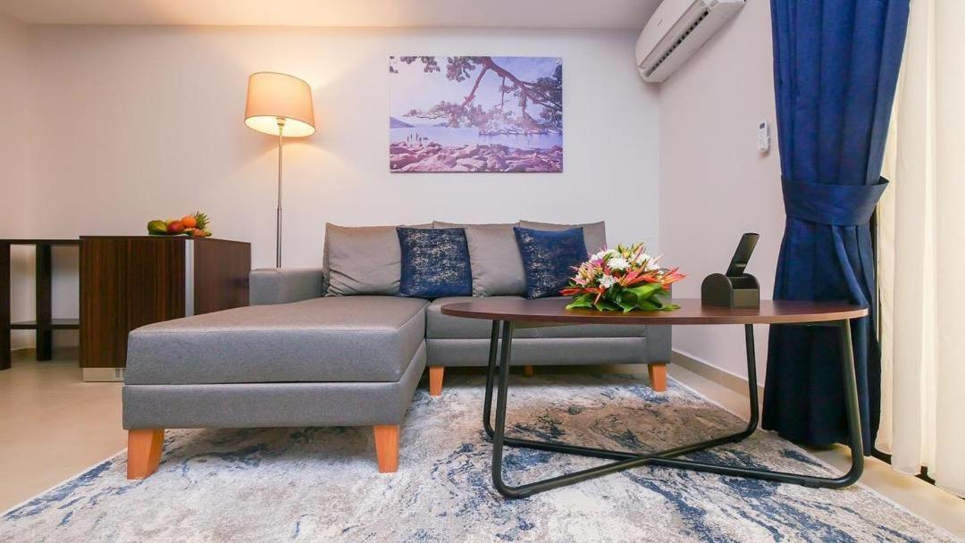 Souare Premium Hotel Конакрі Екстер'єр фото
