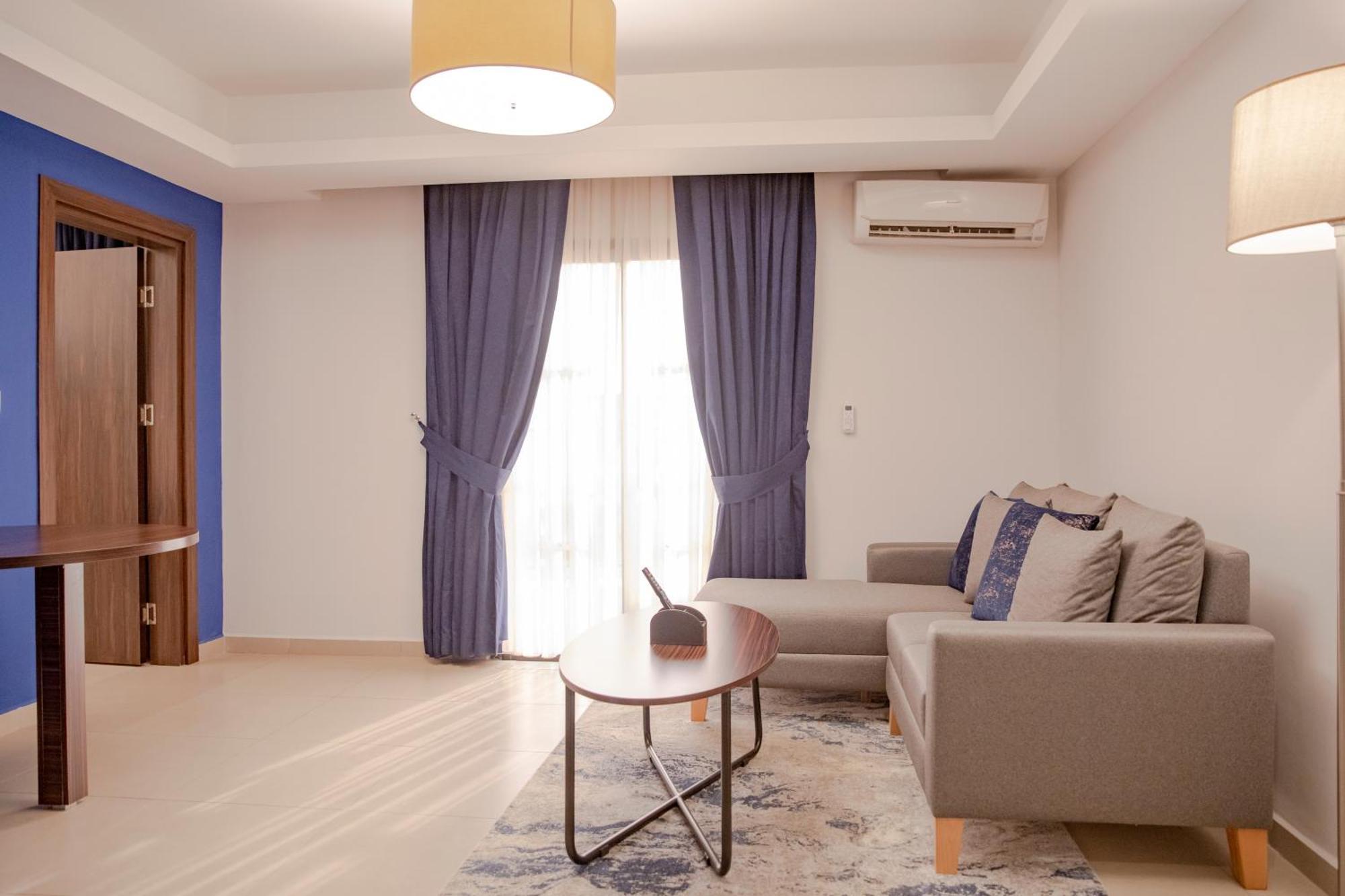 Souare Premium Hotel Конакрі Екстер'єр фото