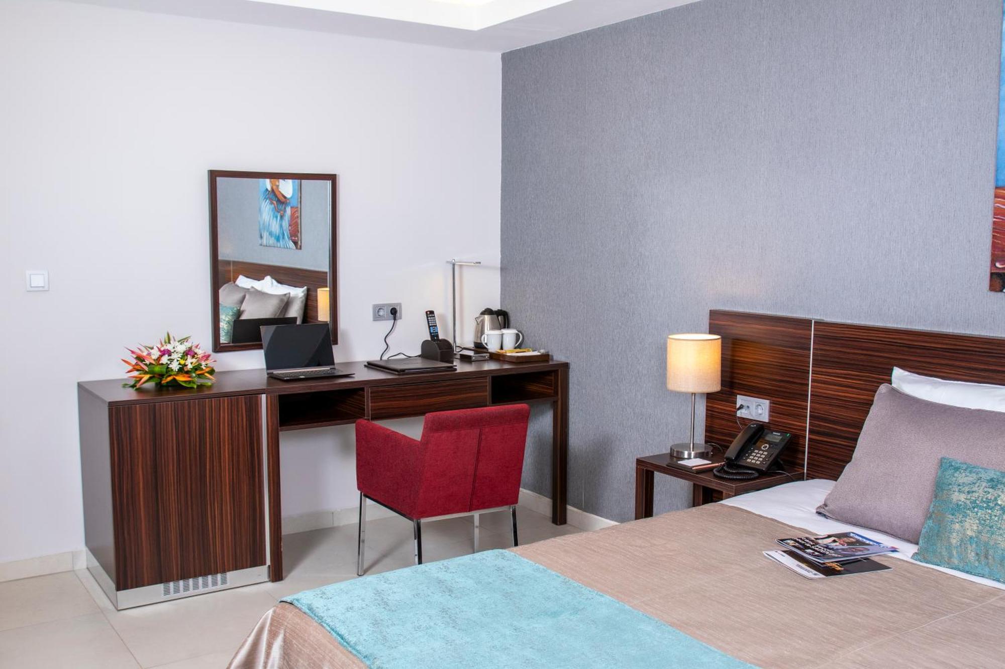 Souare Premium Hotel Конакрі Екстер'єр фото